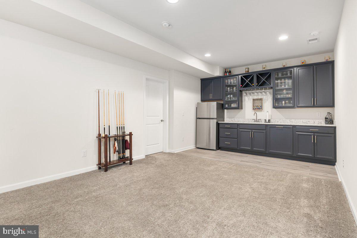 COWAN CROSSING - Residential