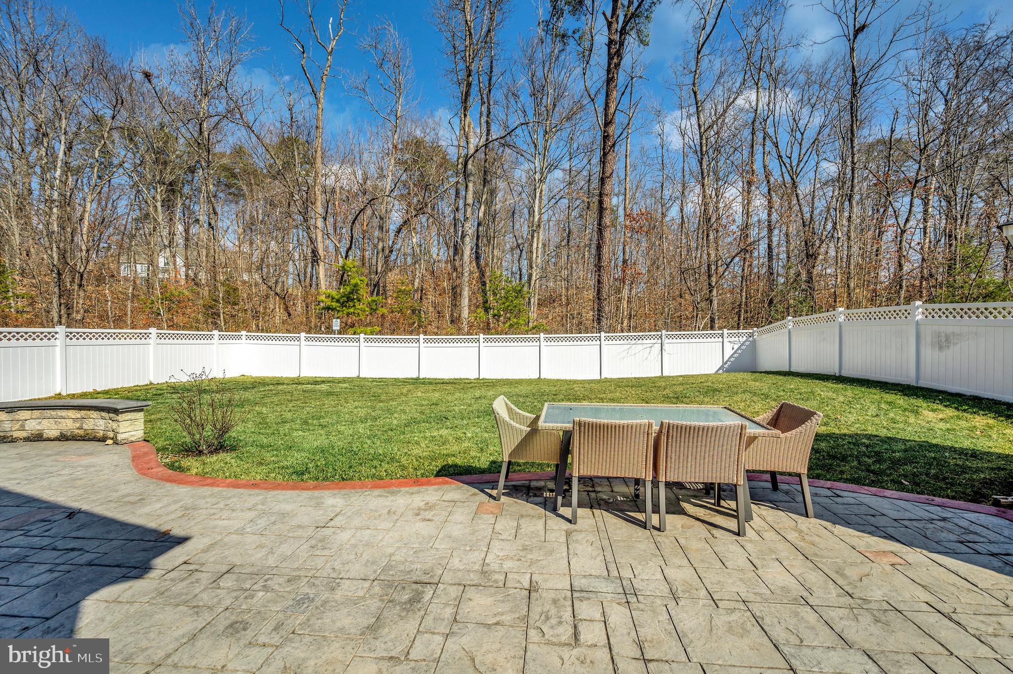 COWAN CROSSING - Residential