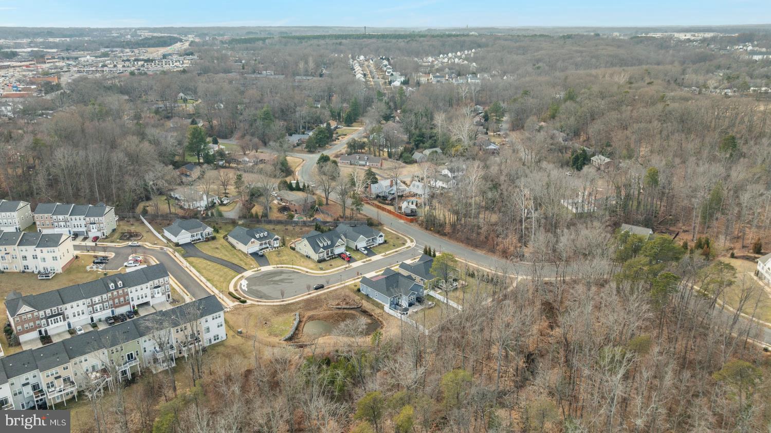 COWAN CROSSING - Residential