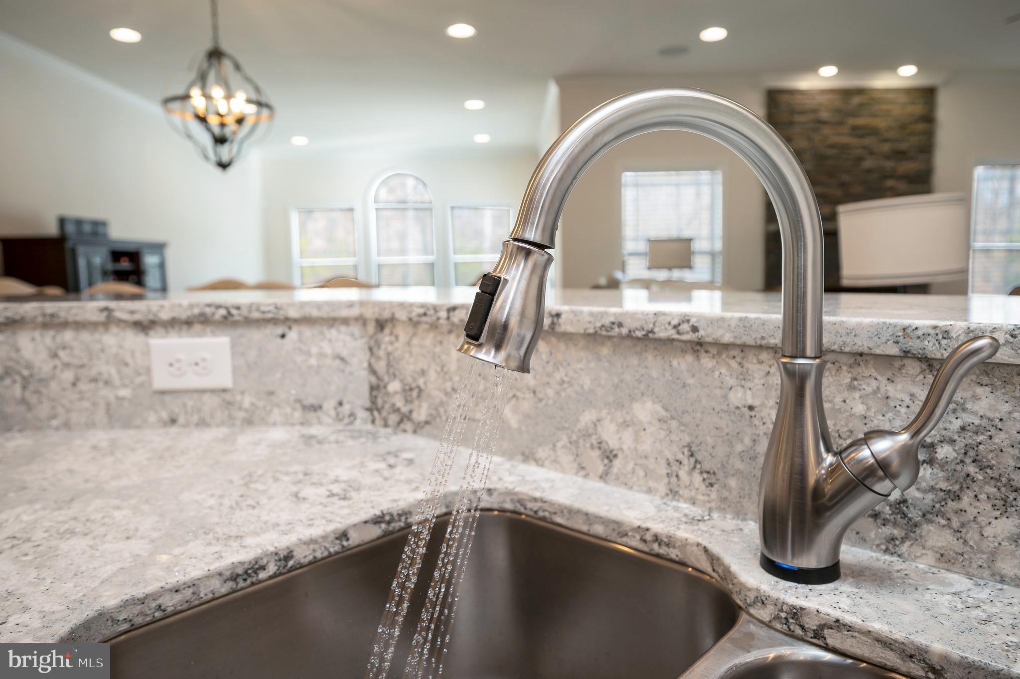 COWAN CROSSING - Residential