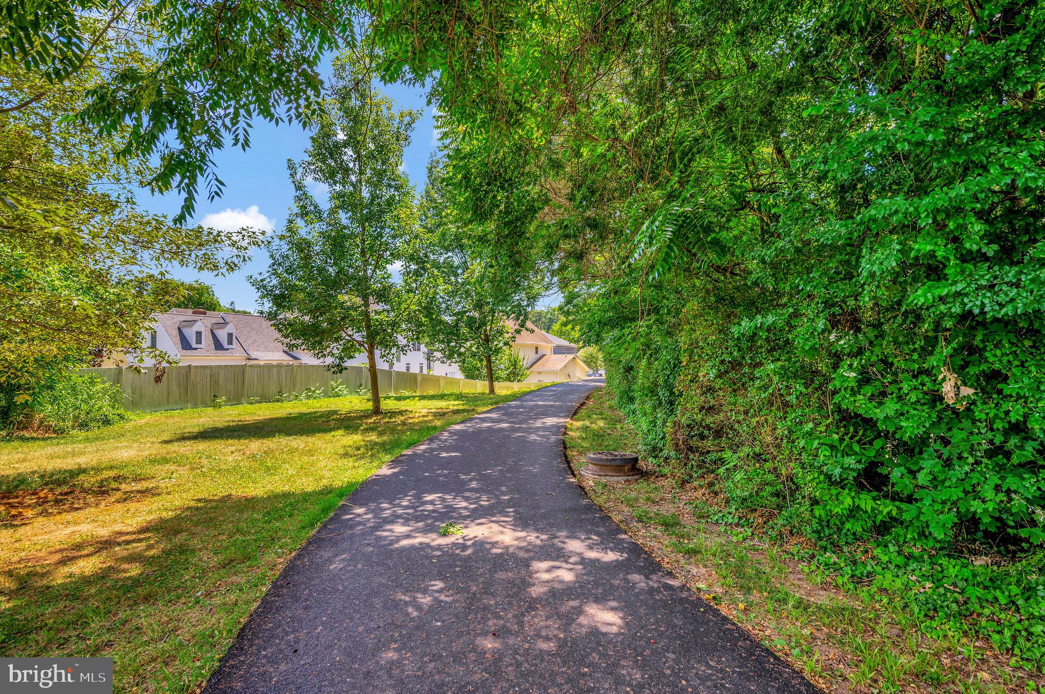 COWAN CROSSING - Residential