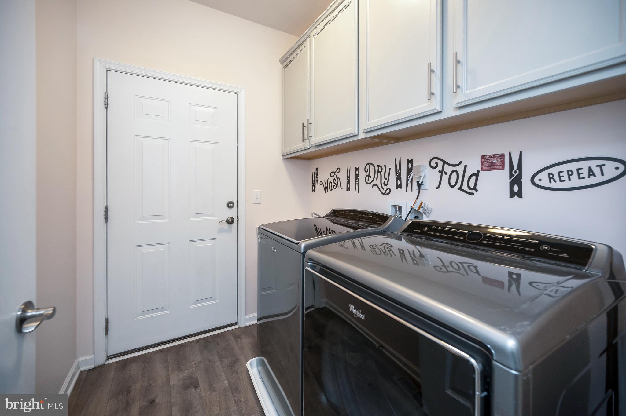 COWAN CROSSING - Residential