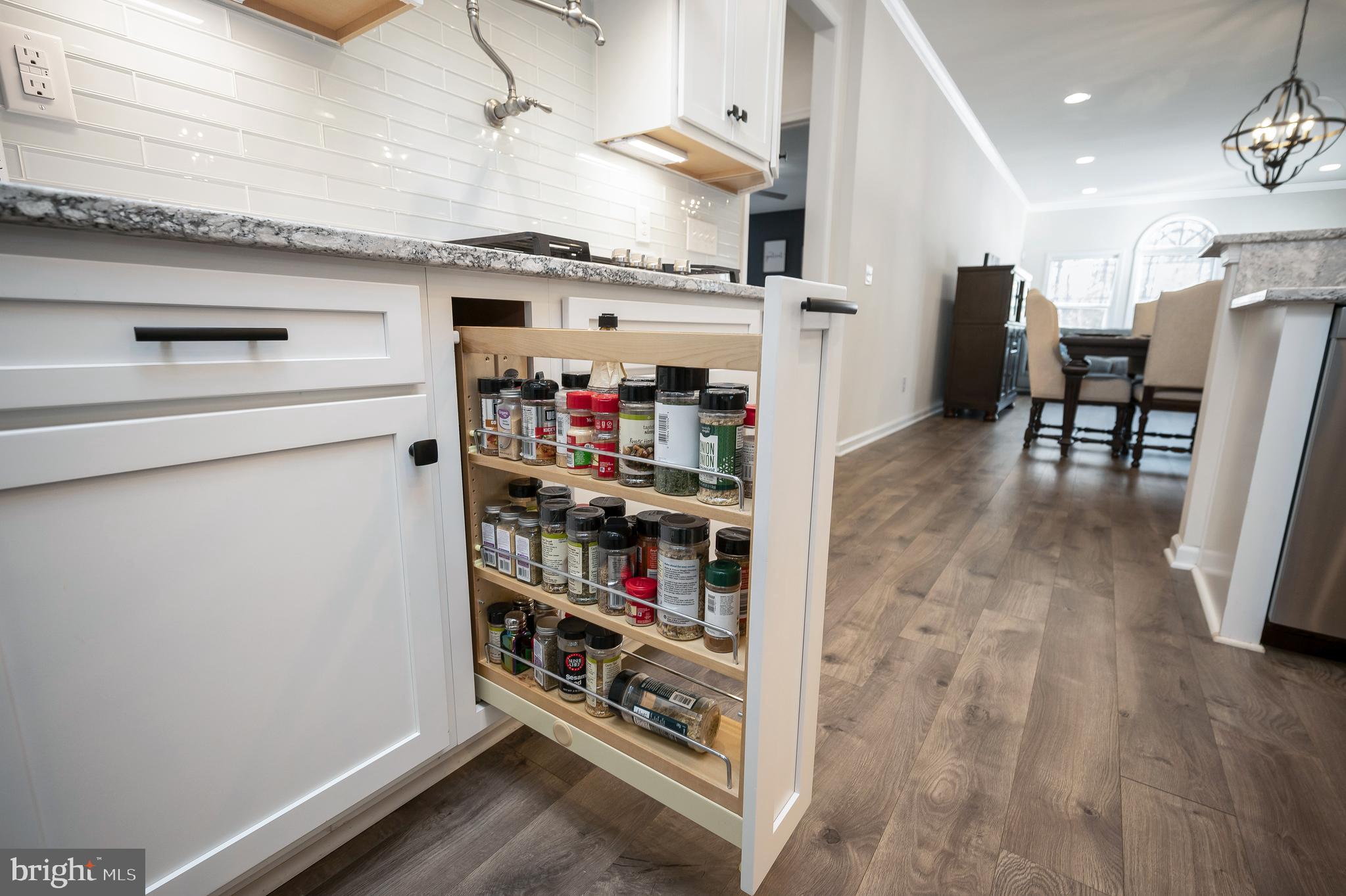 COWAN CROSSING - Residential