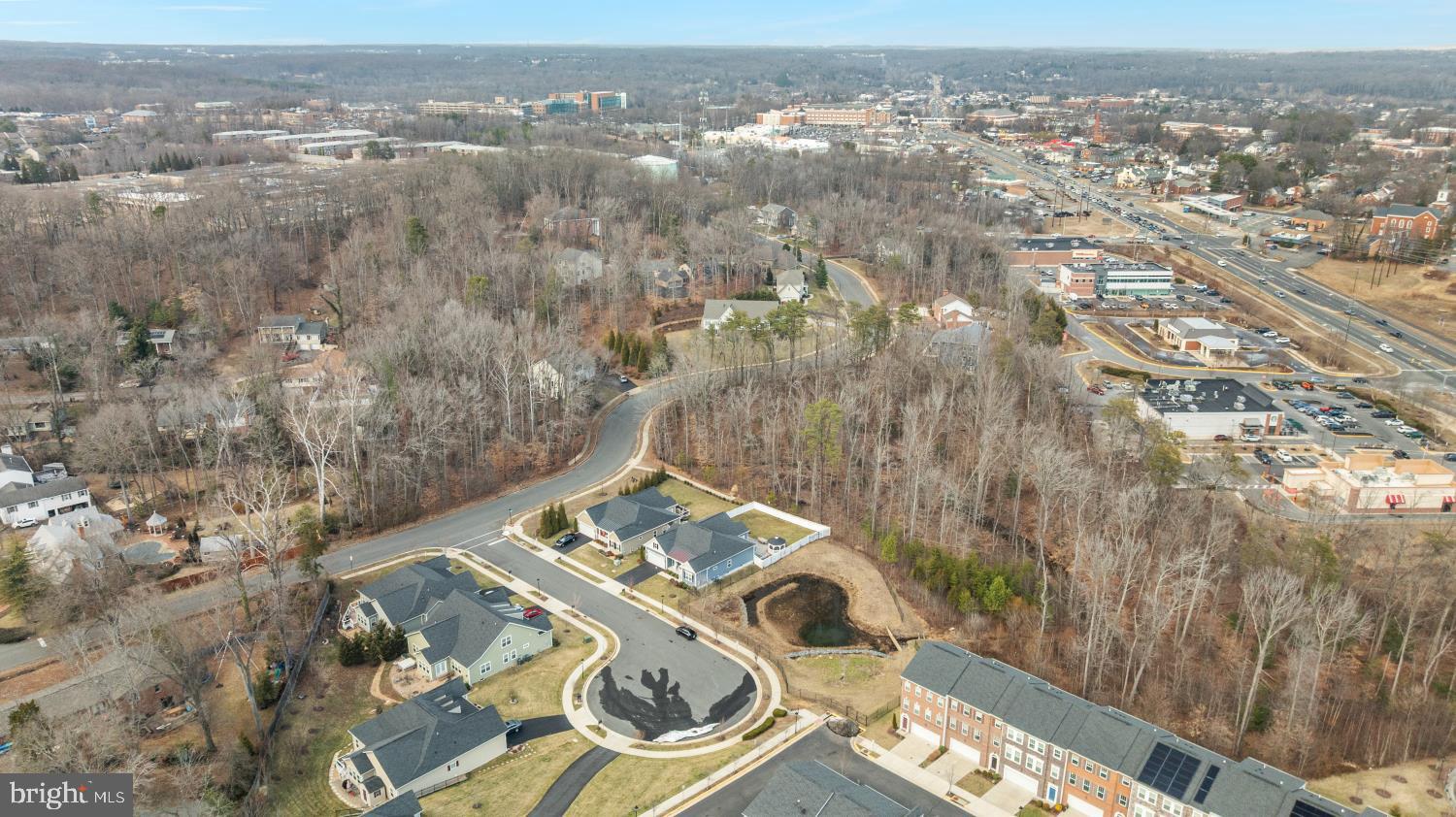 COWAN CROSSING - Residential