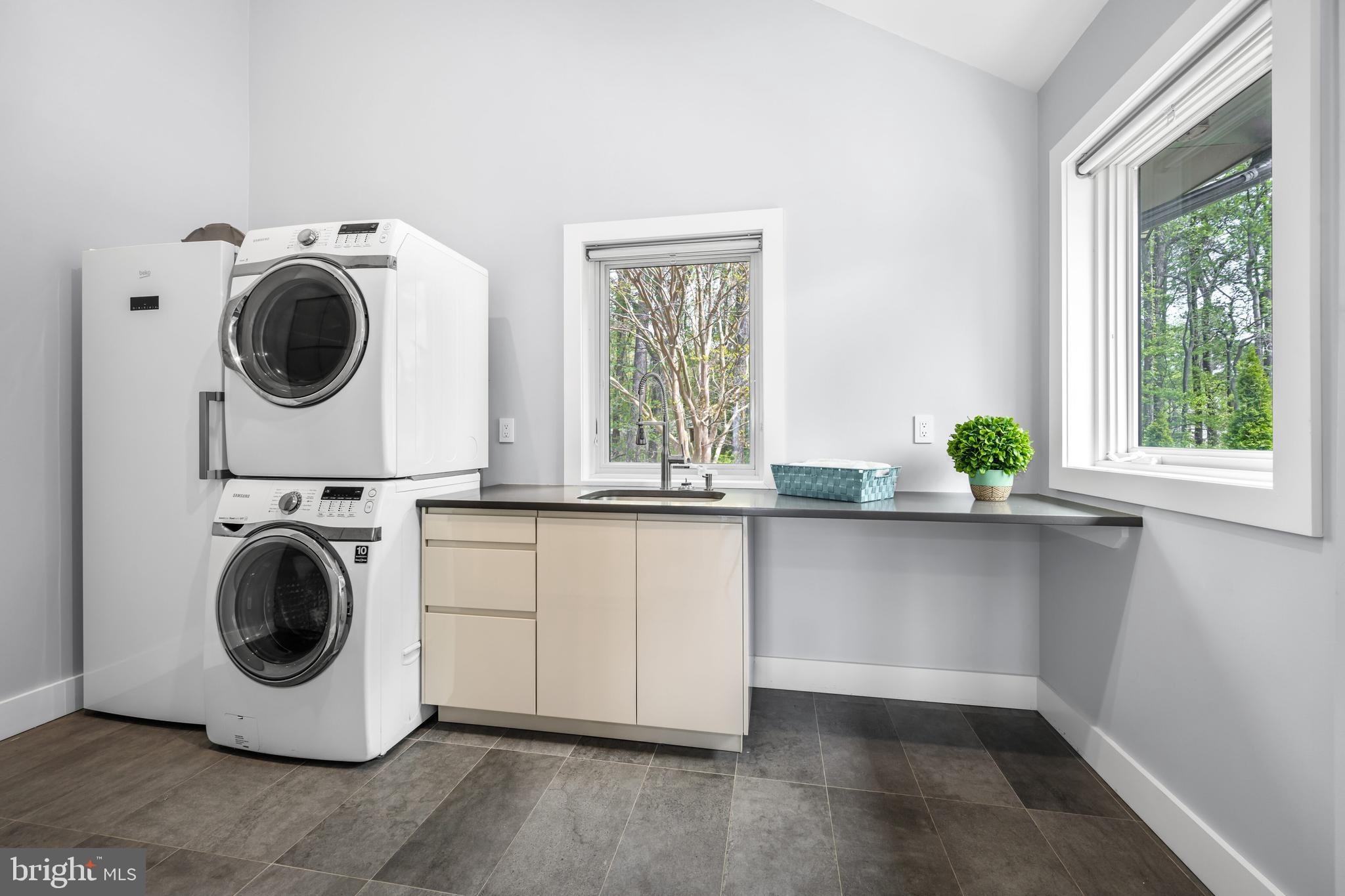 KENT POINT FARM - Residential