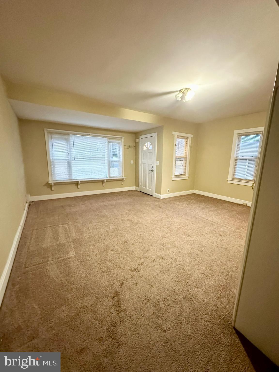 CHARLTON HEIGHTS - Residential