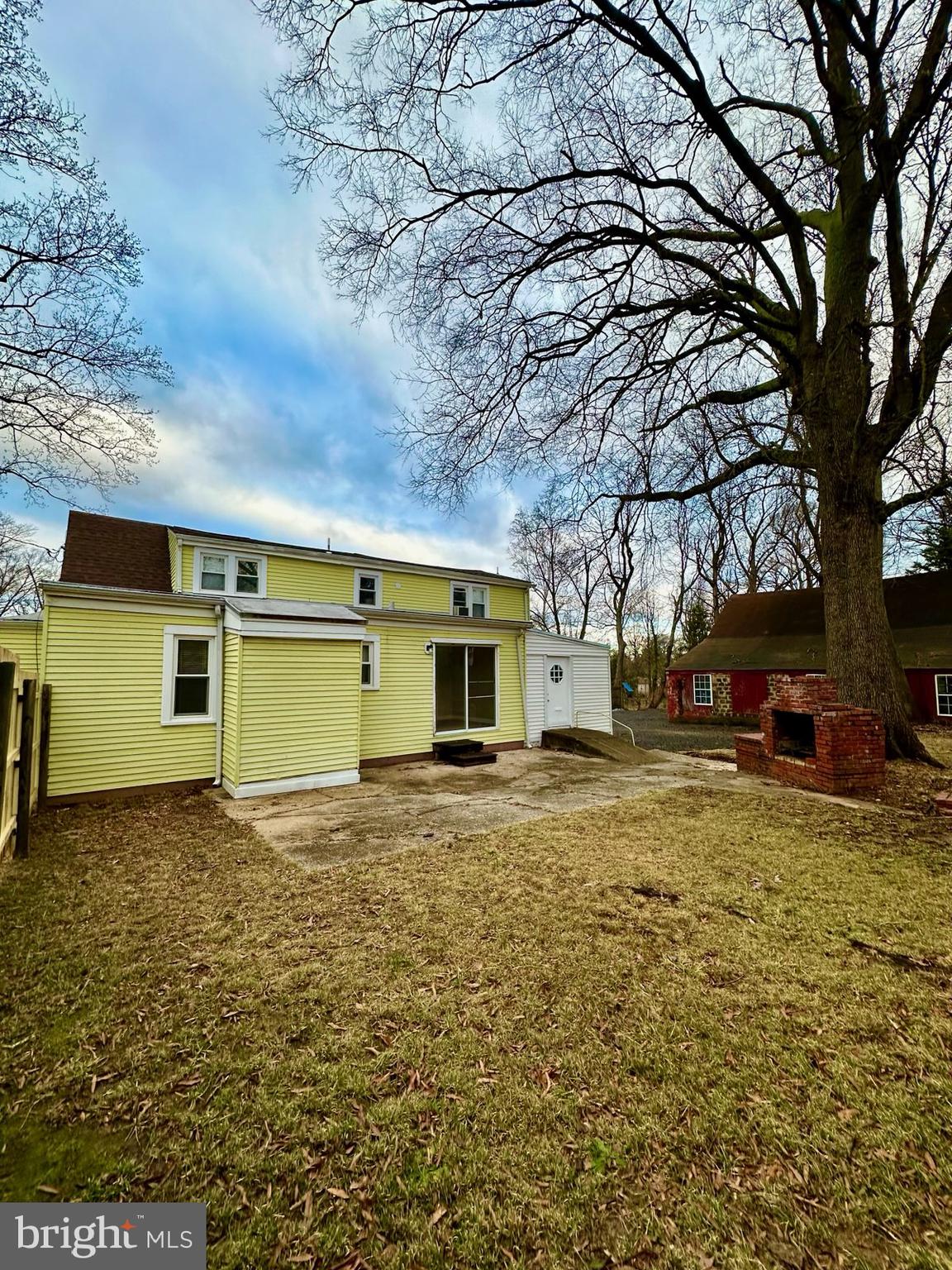 CHARLTON HEIGHTS - Residential