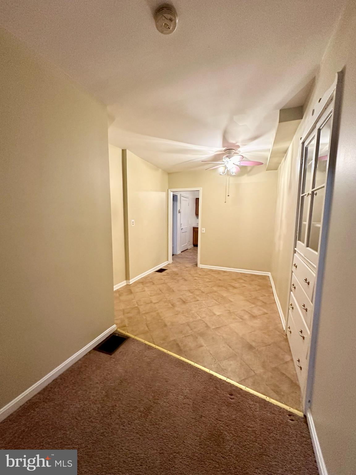 CHARLTON HEIGHTS - Residential