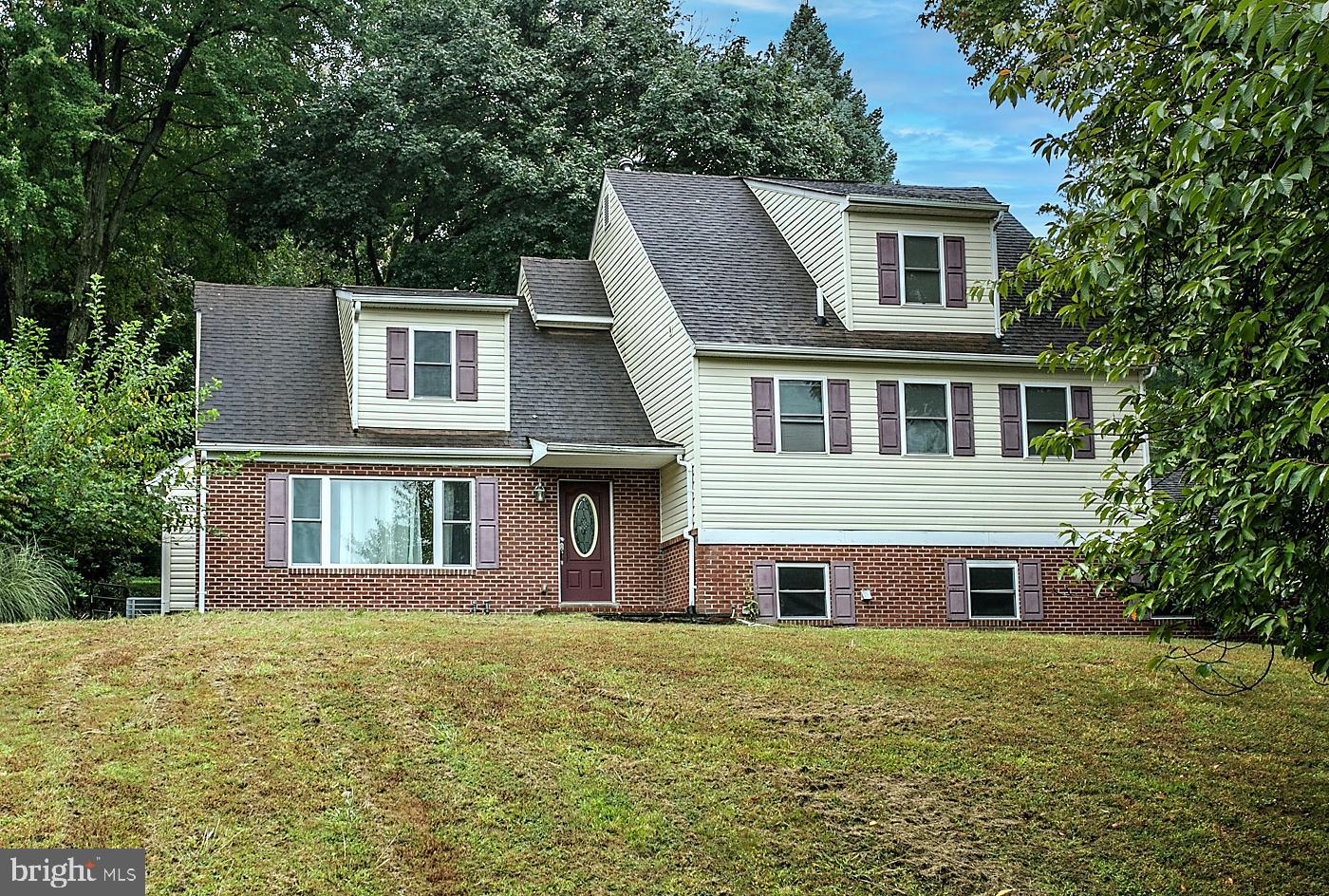 DEVONSHIRE - Residential Lease