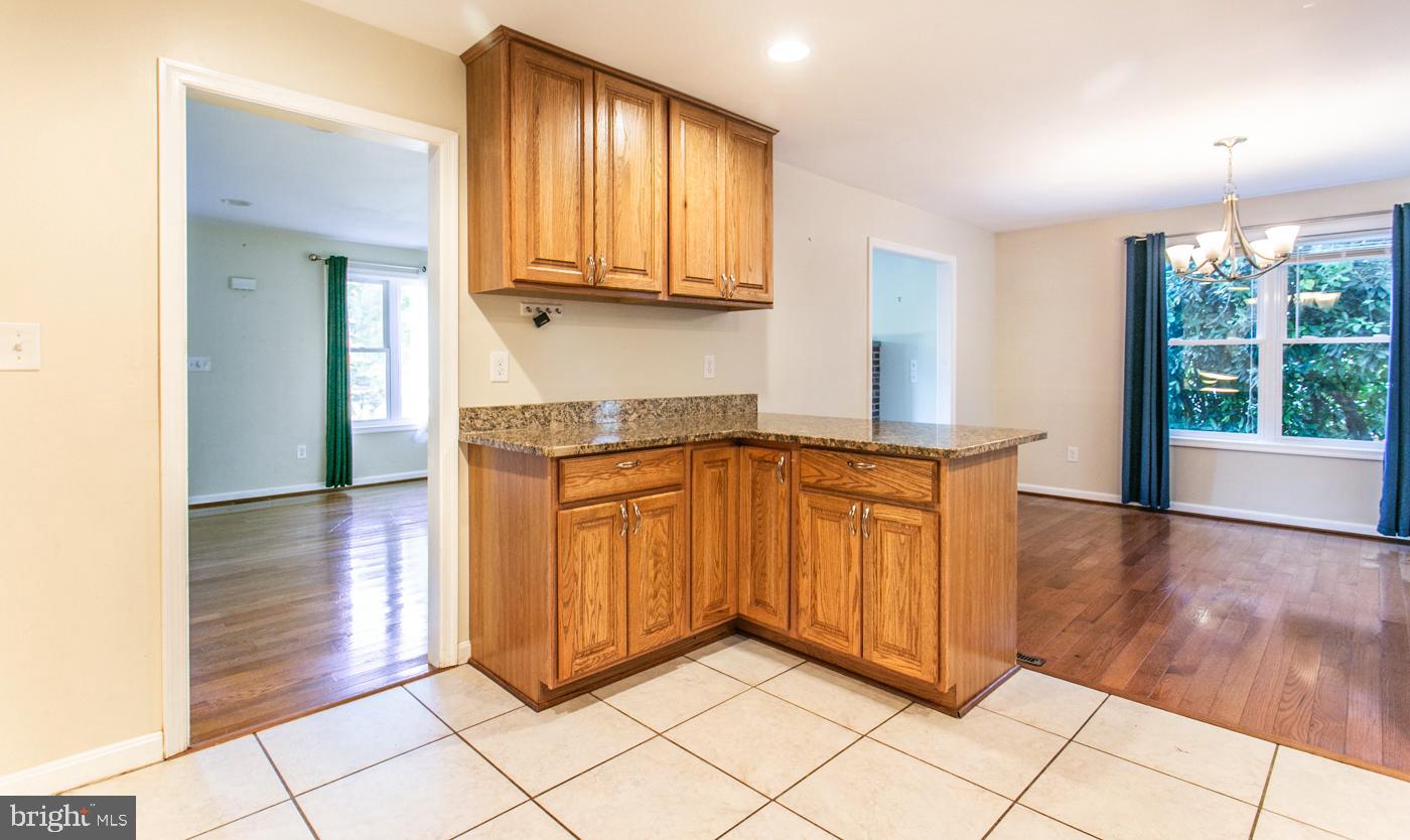 DEVONSHIRE - Residential Lease