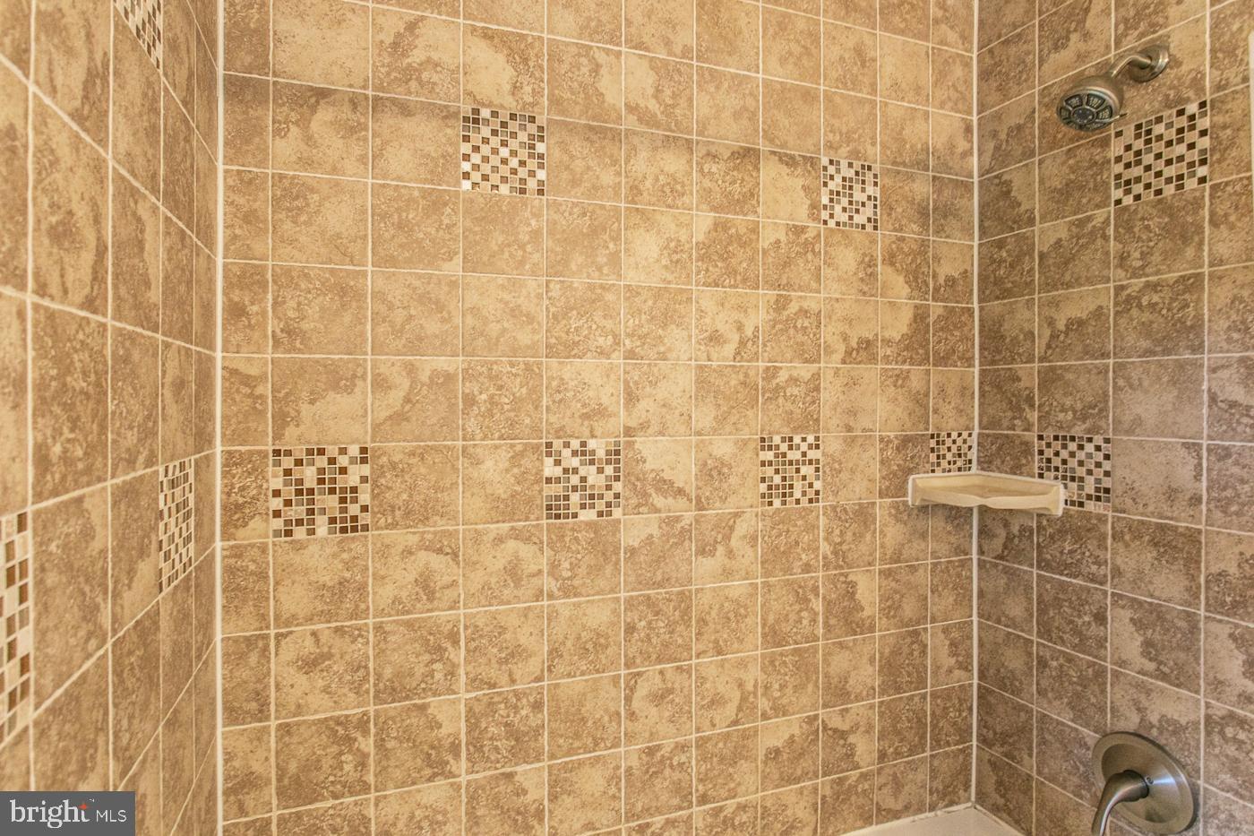 DEVONSHIRE - Residential Lease