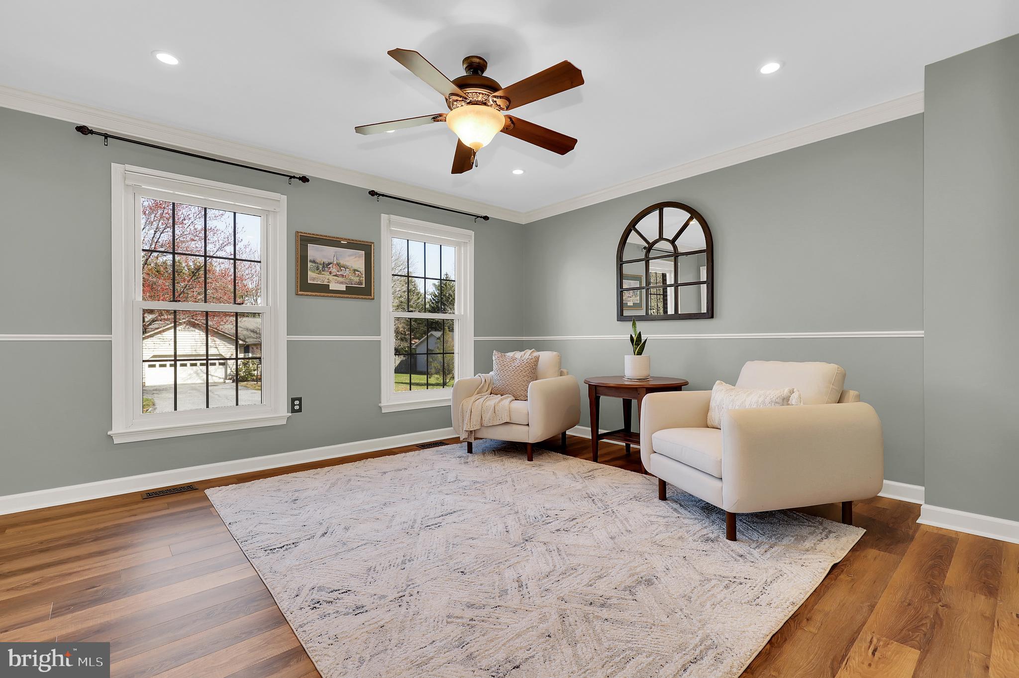 WATERSIDE - Residential