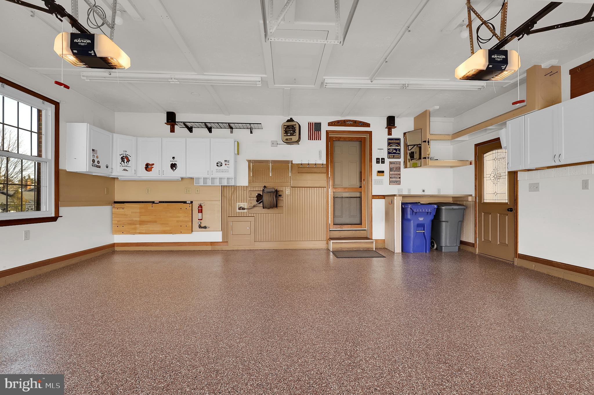 WATERSIDE - Residential