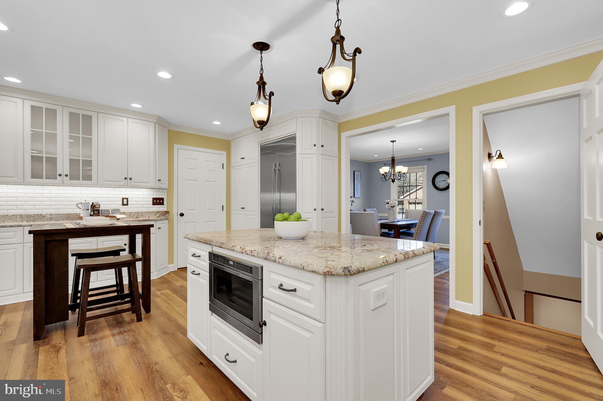 WATERSIDE - Residential