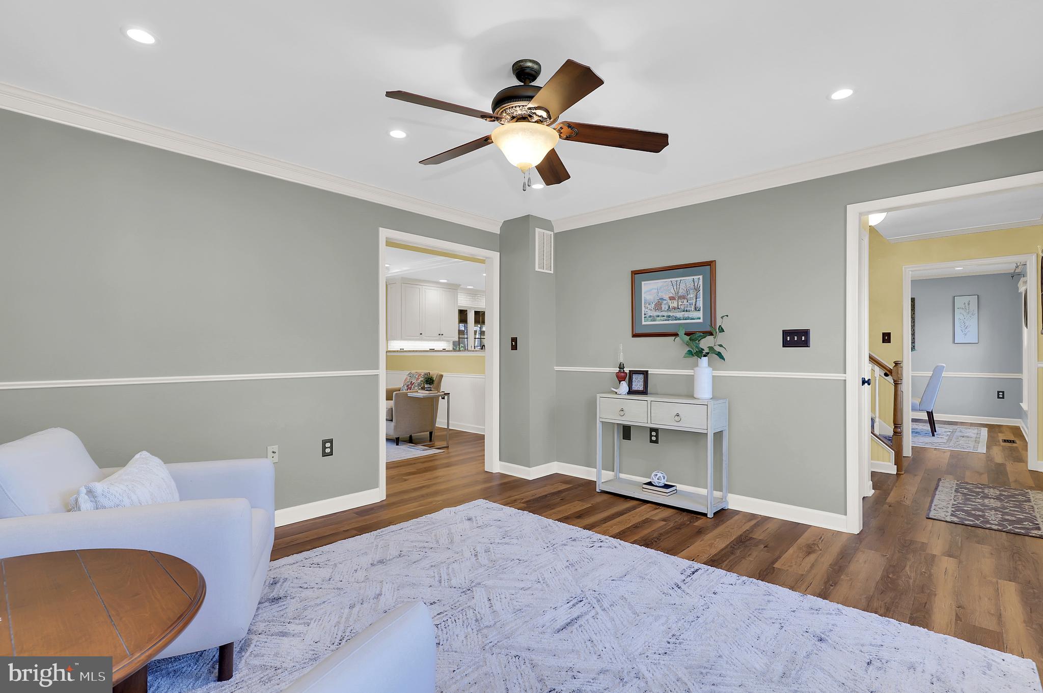 WATERSIDE - Residential