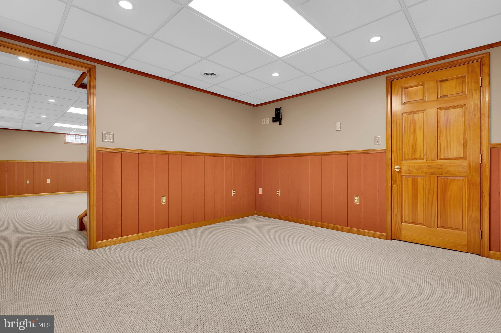 WATERSIDE - Residential