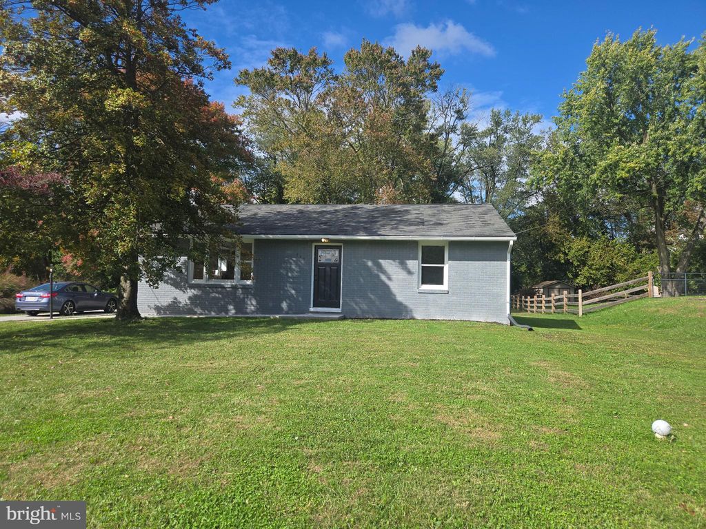 Photo of 723 Valley Avenue, ATGLEN, PA 19310 (MLS # PACT2111368)