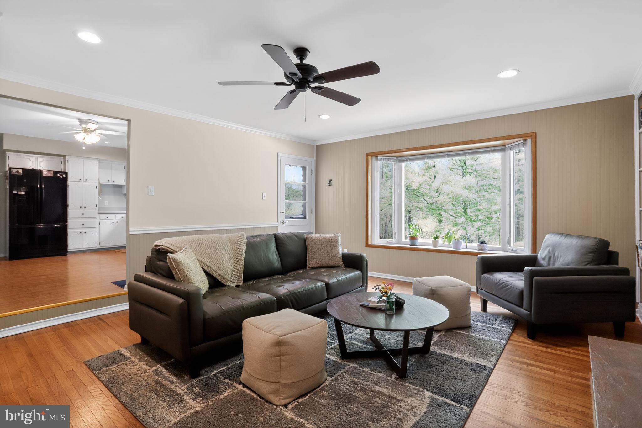 THE PINES - Residential
