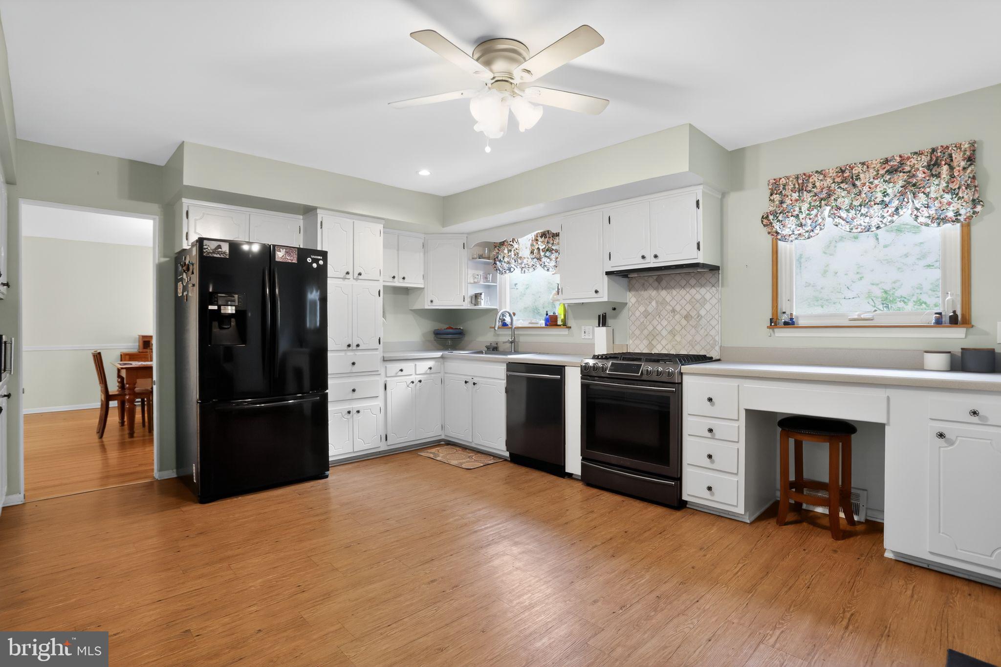 THE PINES - Residential