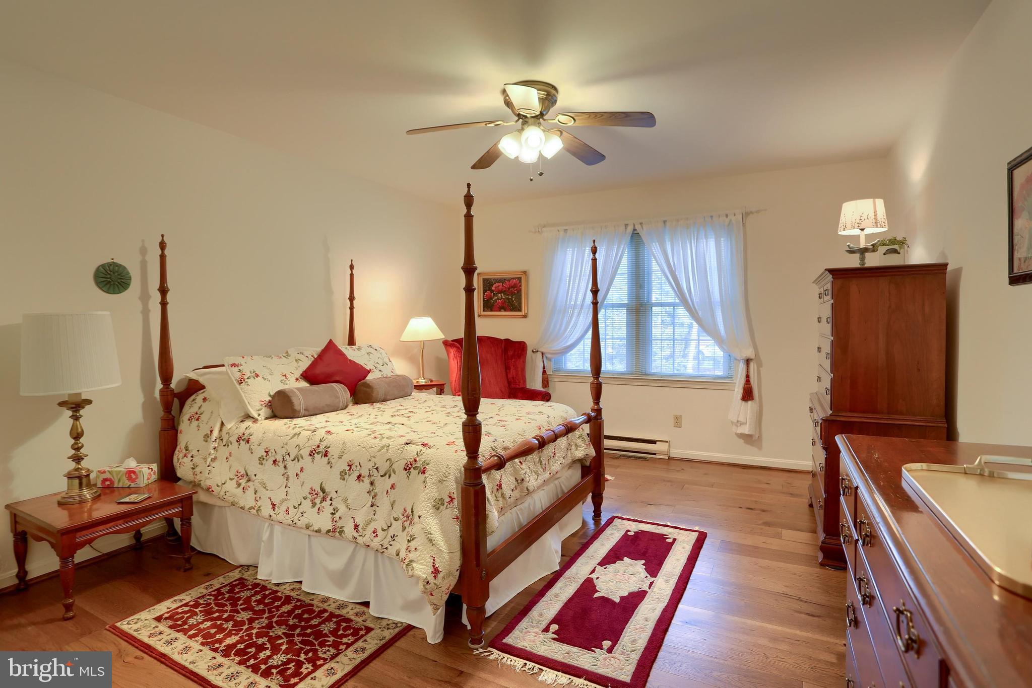 CAMBRIDGE COMMONS - Residential