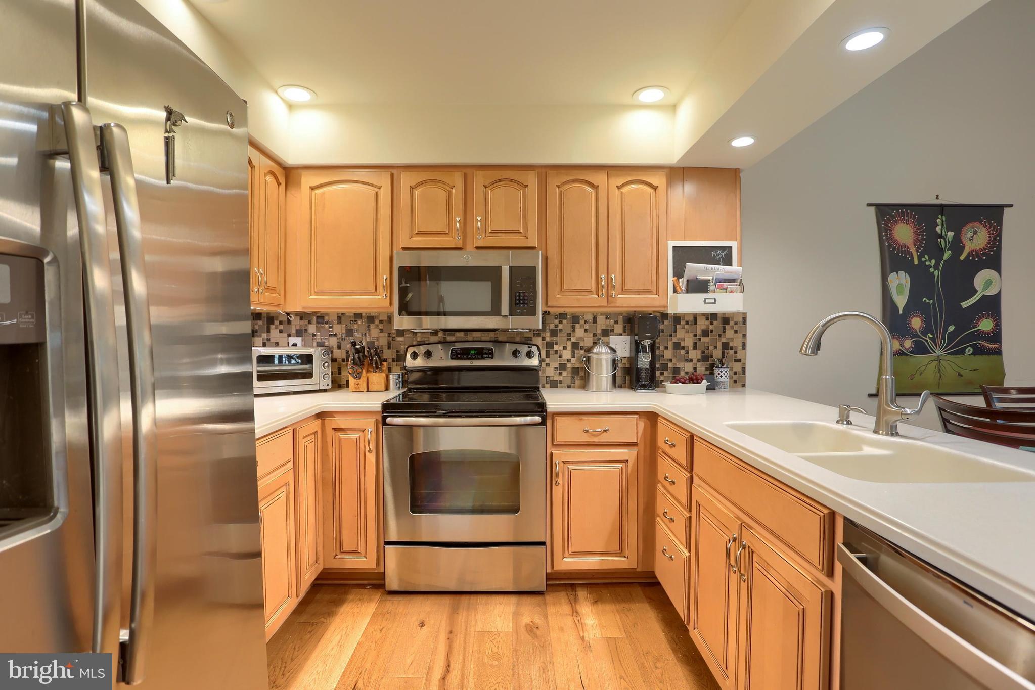 CAMBRIDGE COMMONS - Residential