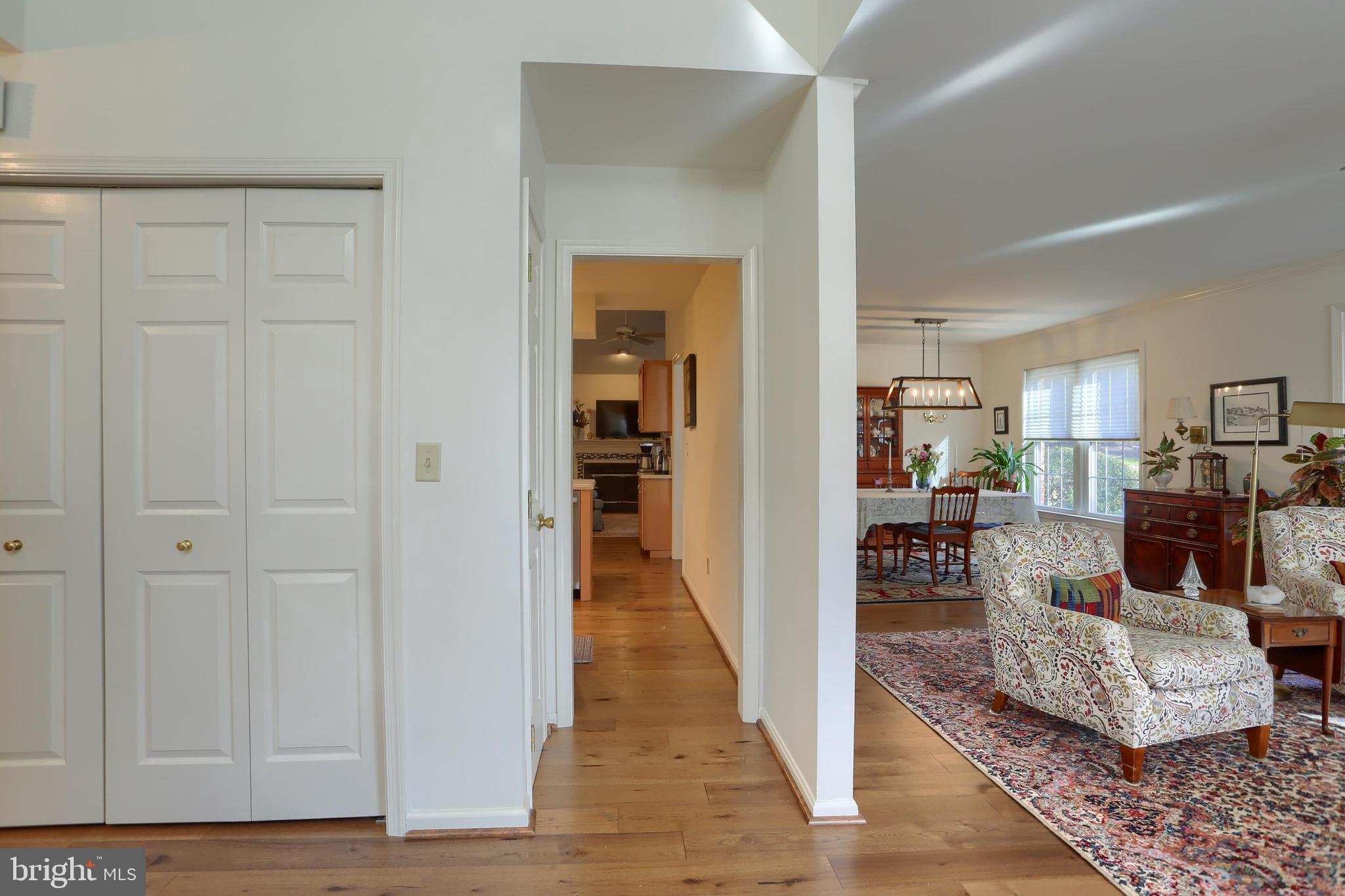 CAMBRIDGE COMMONS - Residential