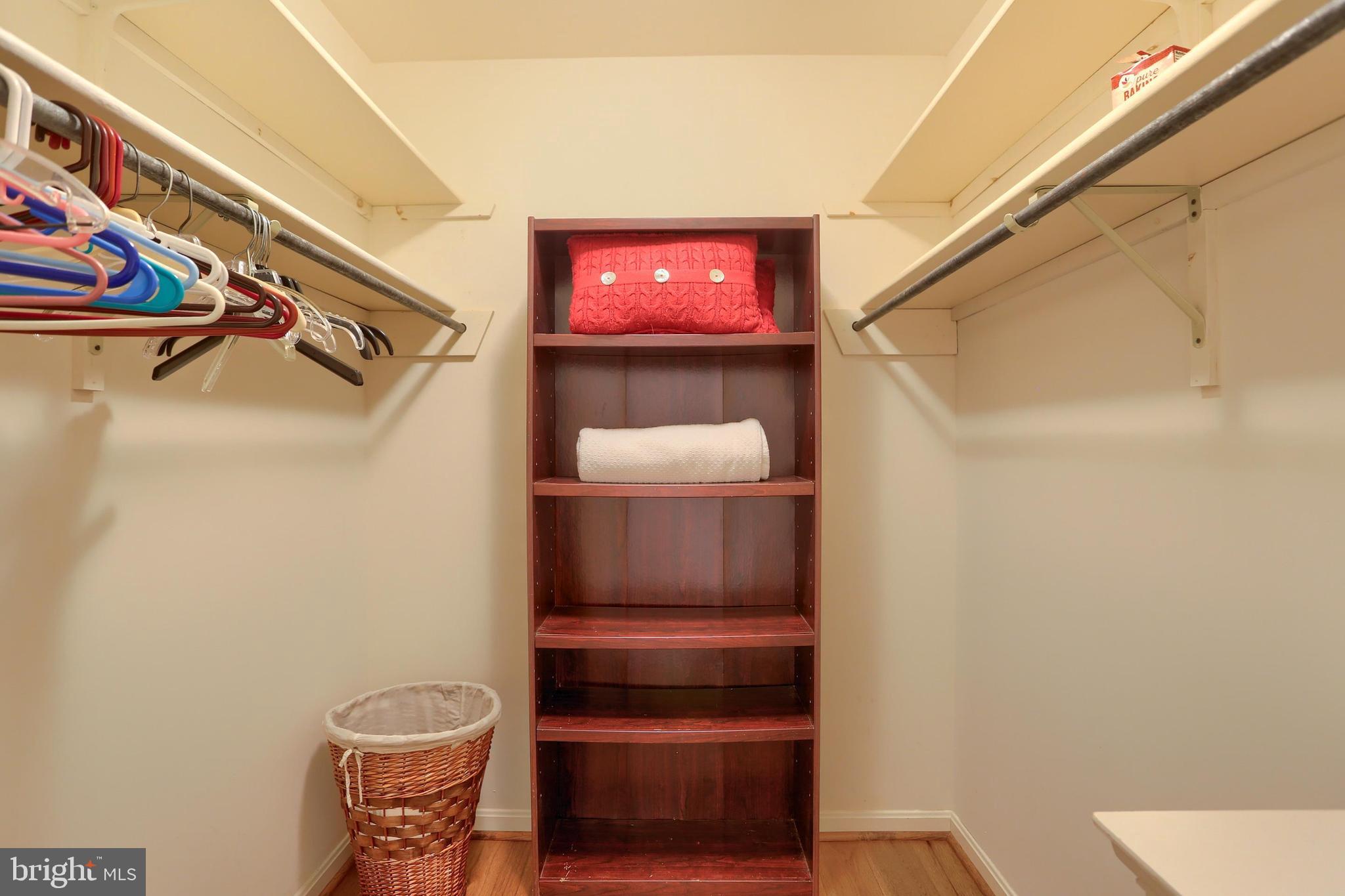 CAMBRIDGE COMMONS - Residential