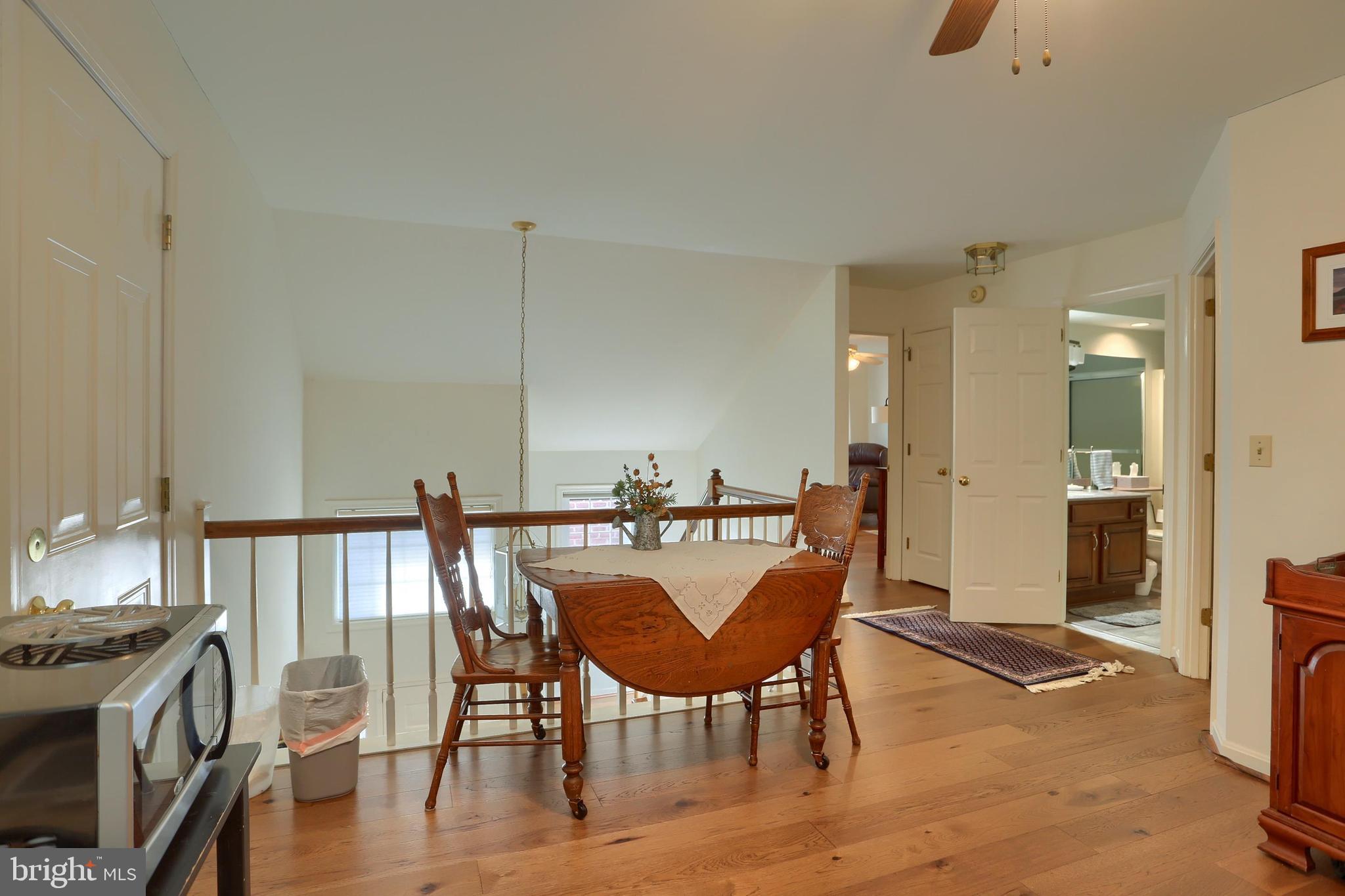 CAMBRIDGE COMMONS - Residential