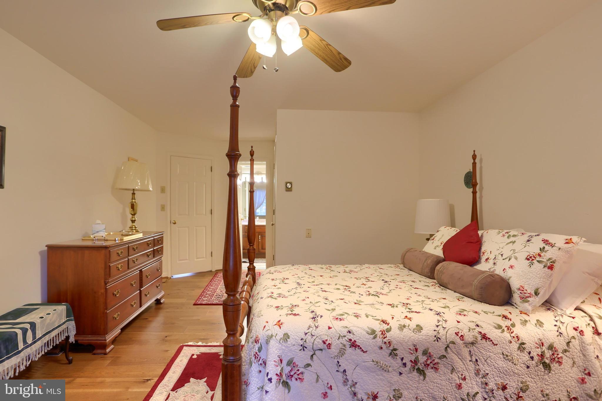 CAMBRIDGE COMMONS - Residential