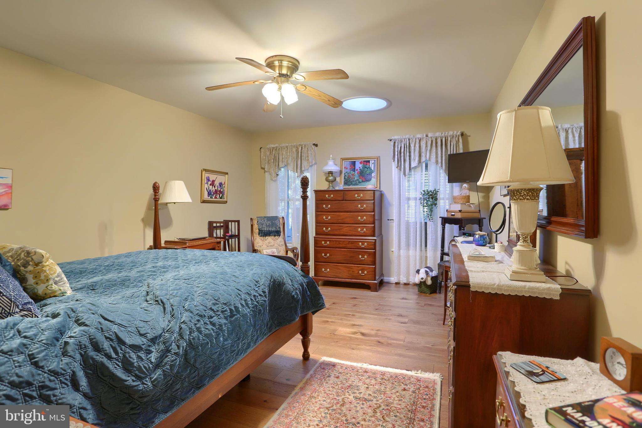 CAMBRIDGE COMMONS - Residential