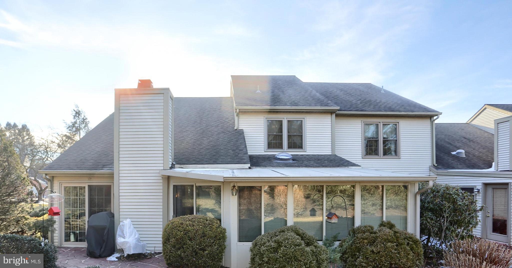 CAMBRIDGE COMMONS - Residential