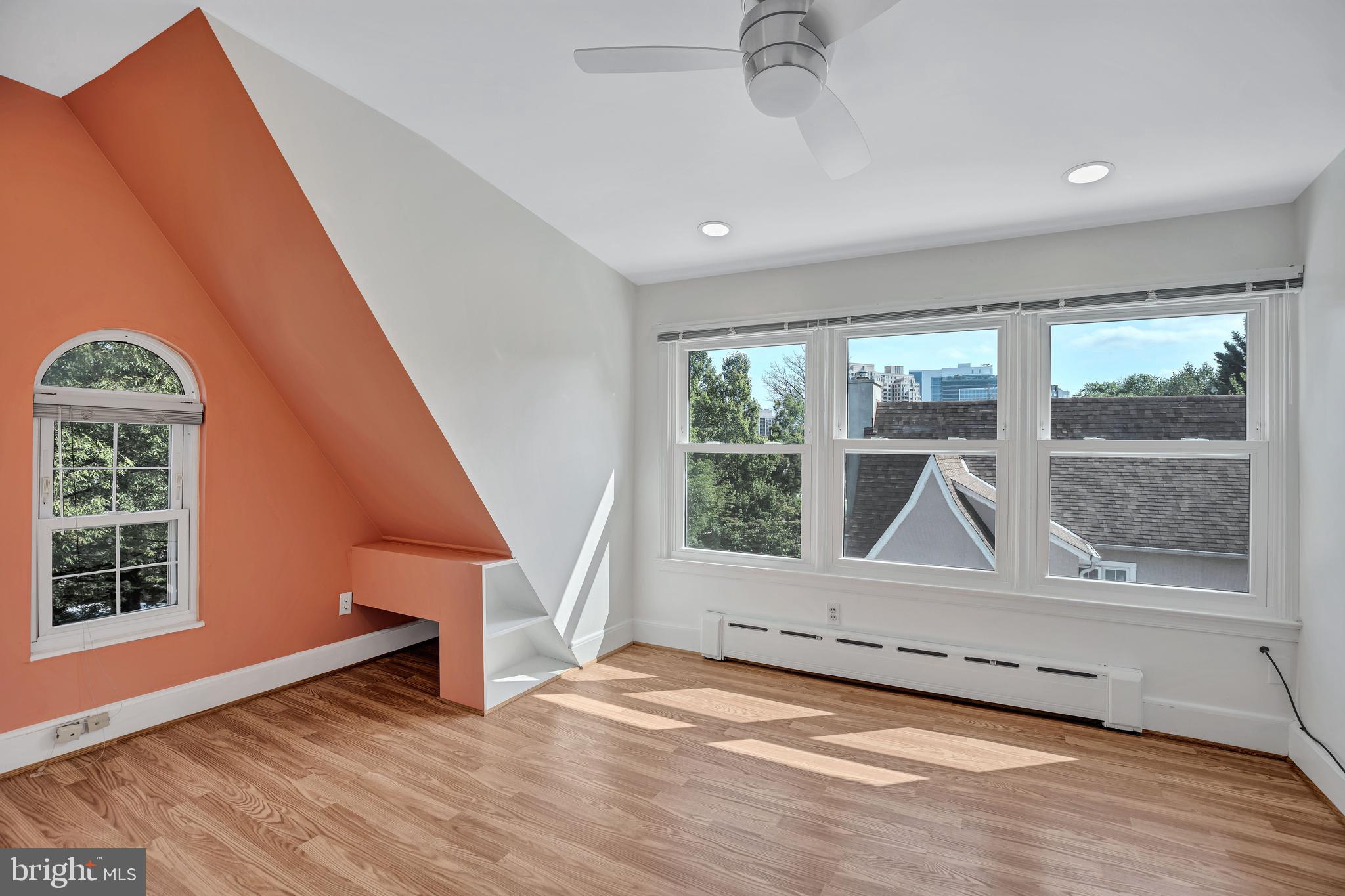 EDGEMOOR - Residential