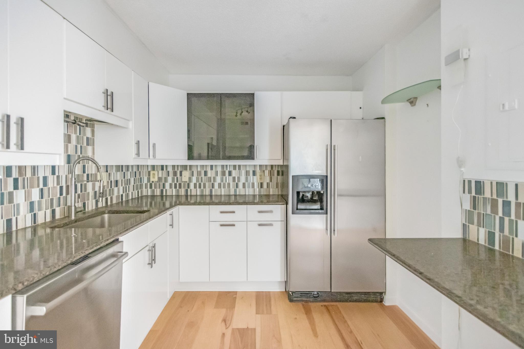 LEISURE WORLD - Residential