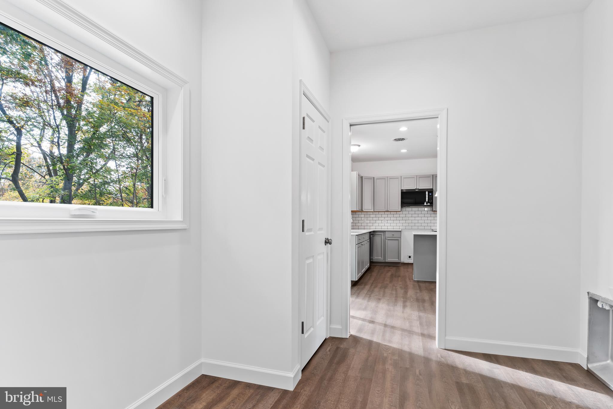 MOUNTAIN VIEW - Residential