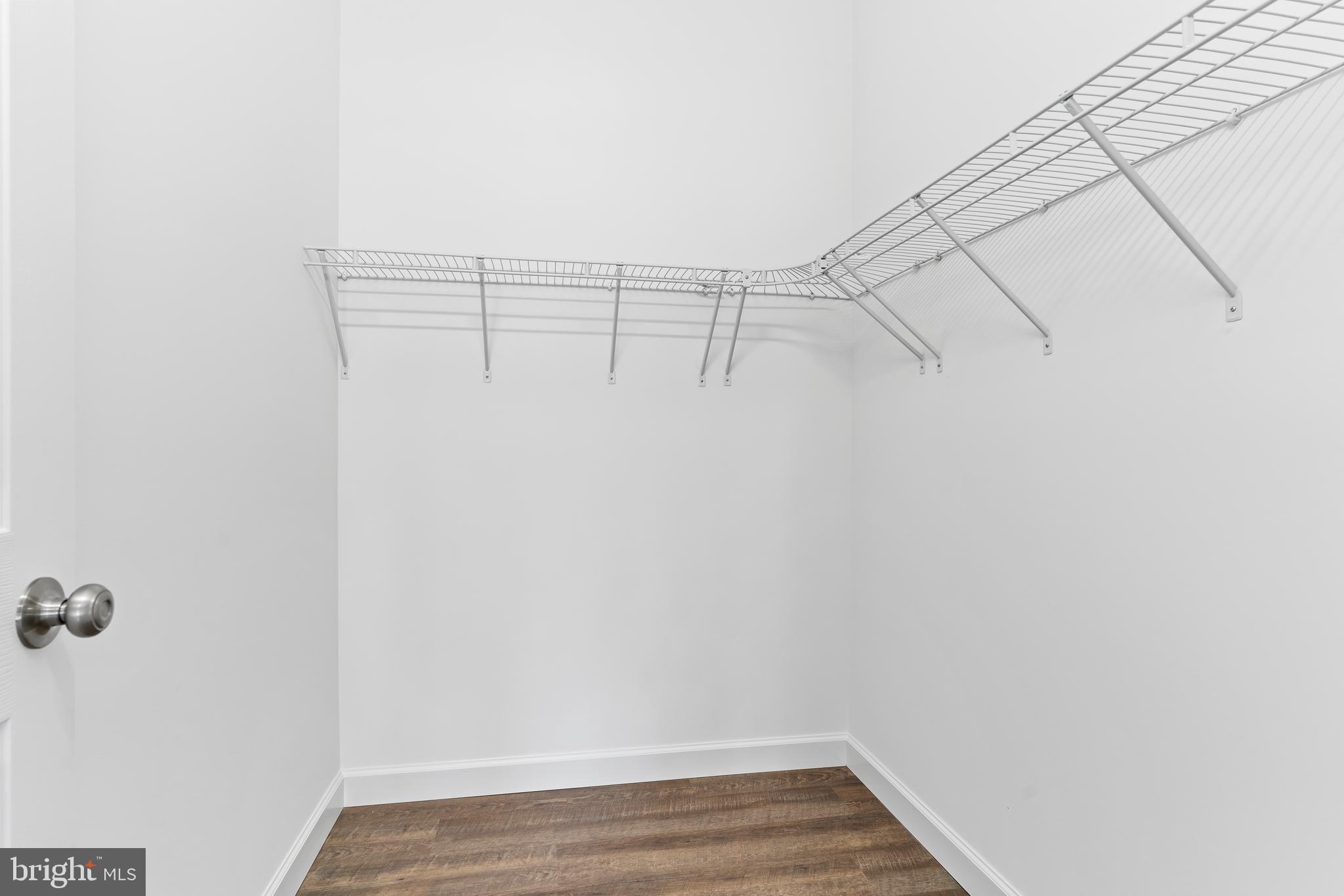 MOUNTAIN VIEW - Residential