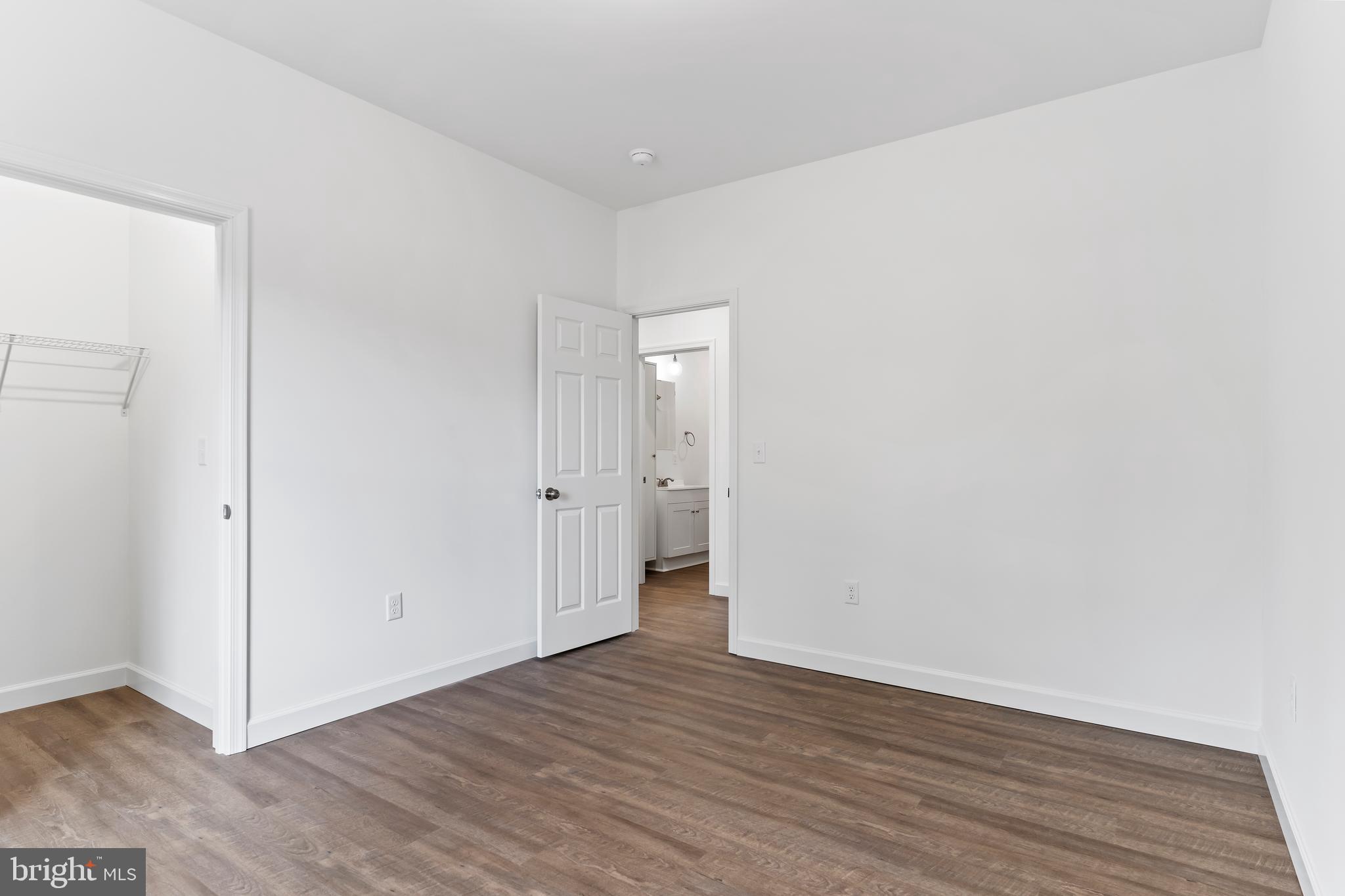 MOUNTAIN VIEW - Residential