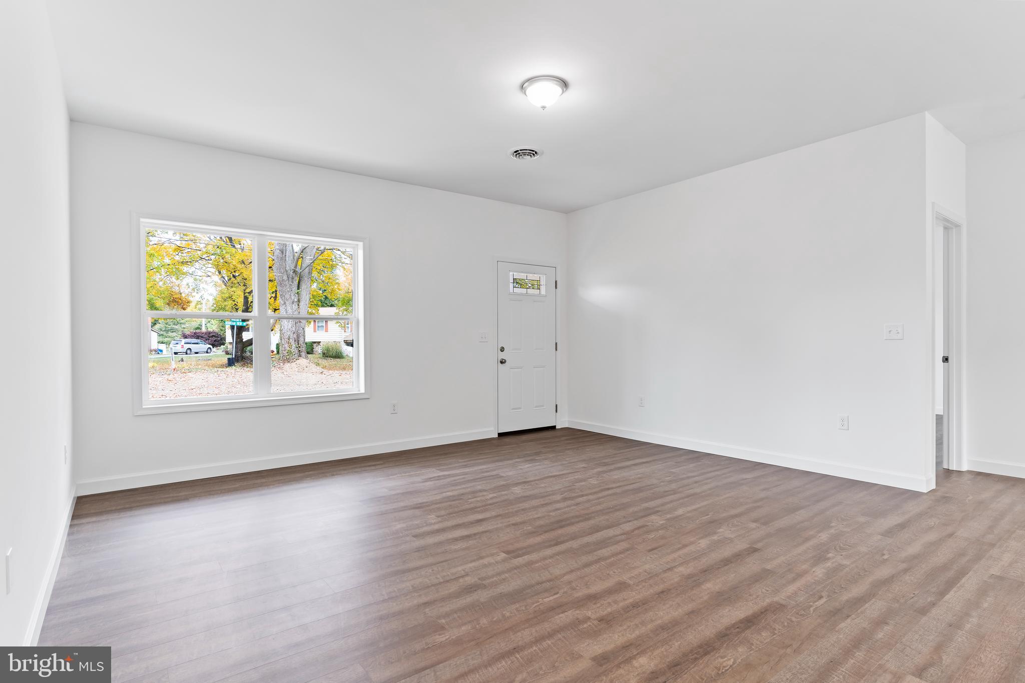 MOUNTAIN VIEW - Residential