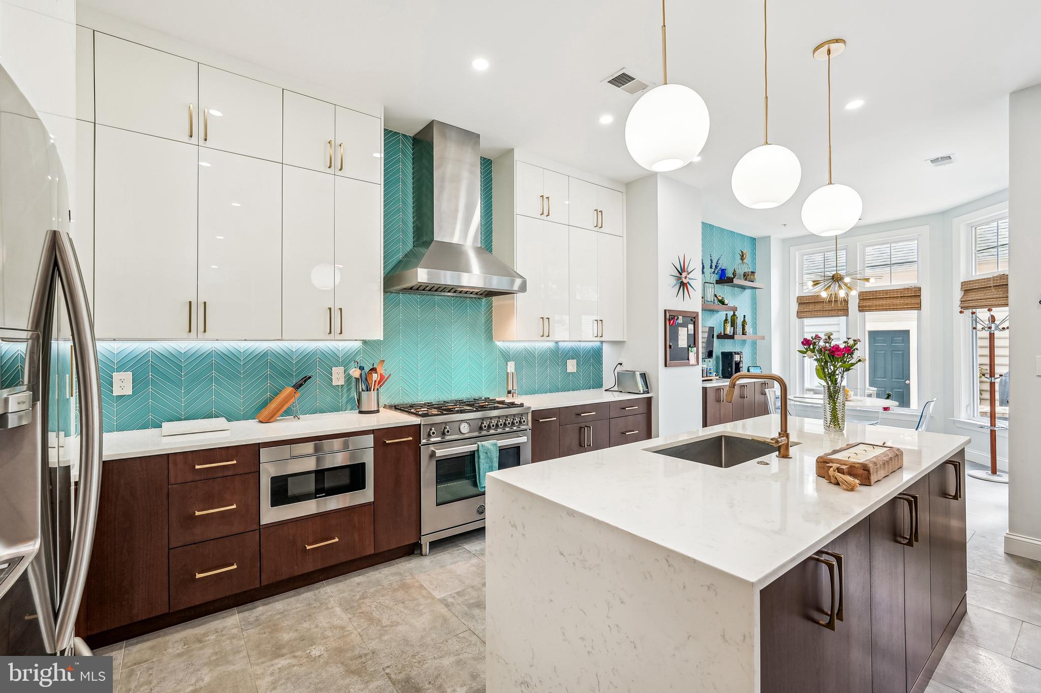 1111 PLEASANT DRIVE