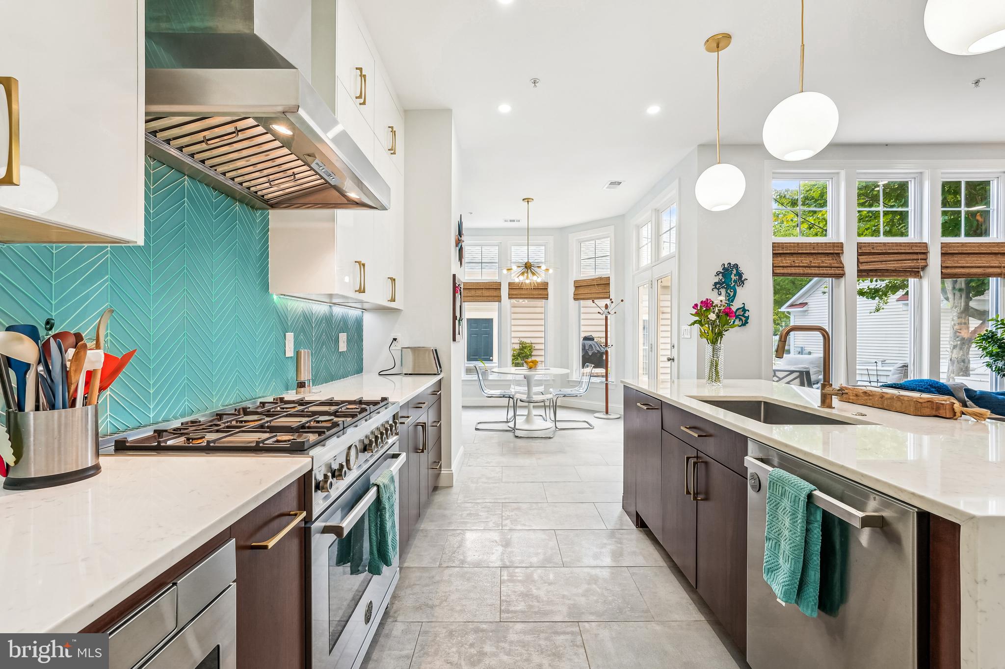 1111 PLEASANT DRIVE