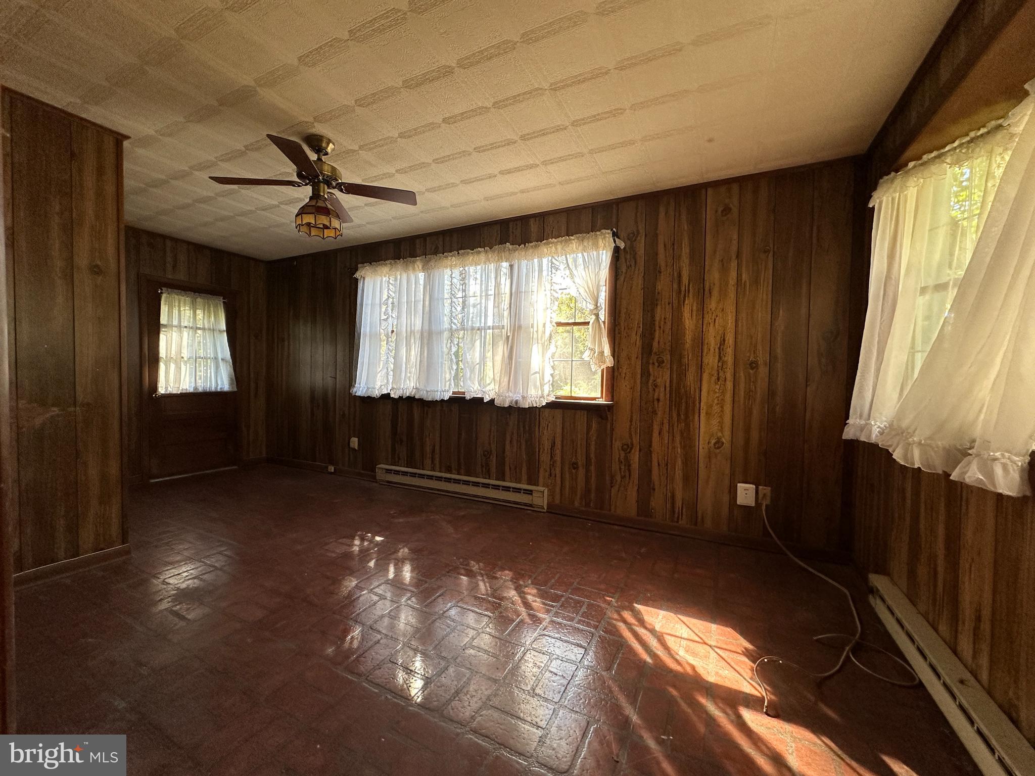 WAKEFIELD FOREST - Residential