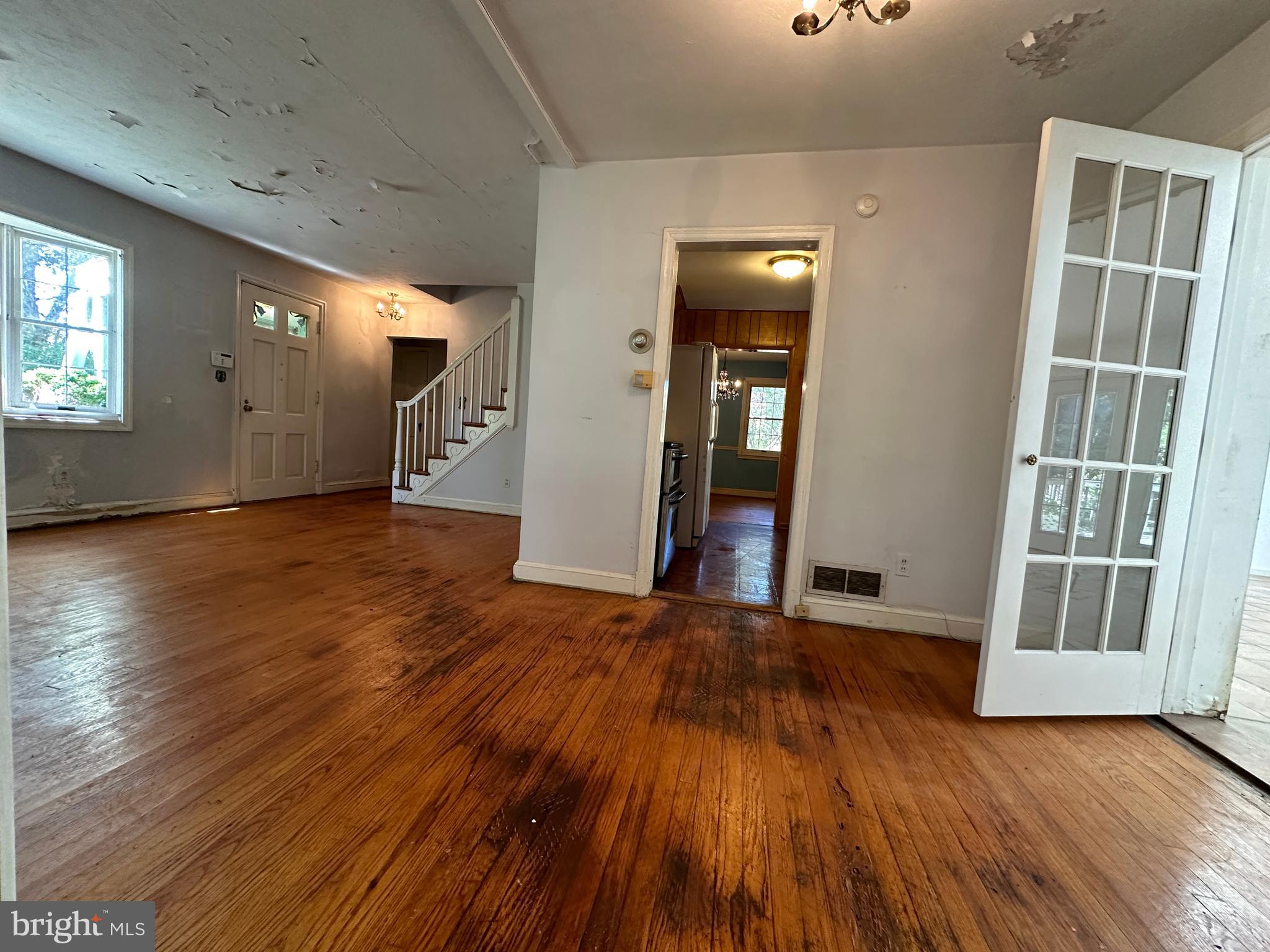 WAKEFIELD FOREST - Residential