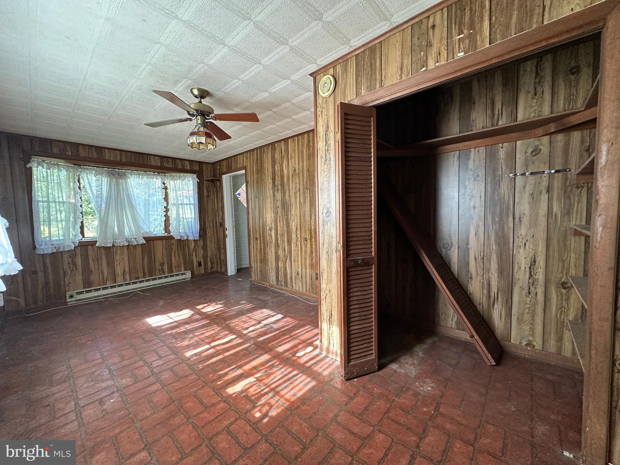 WAKEFIELD FOREST - Residential