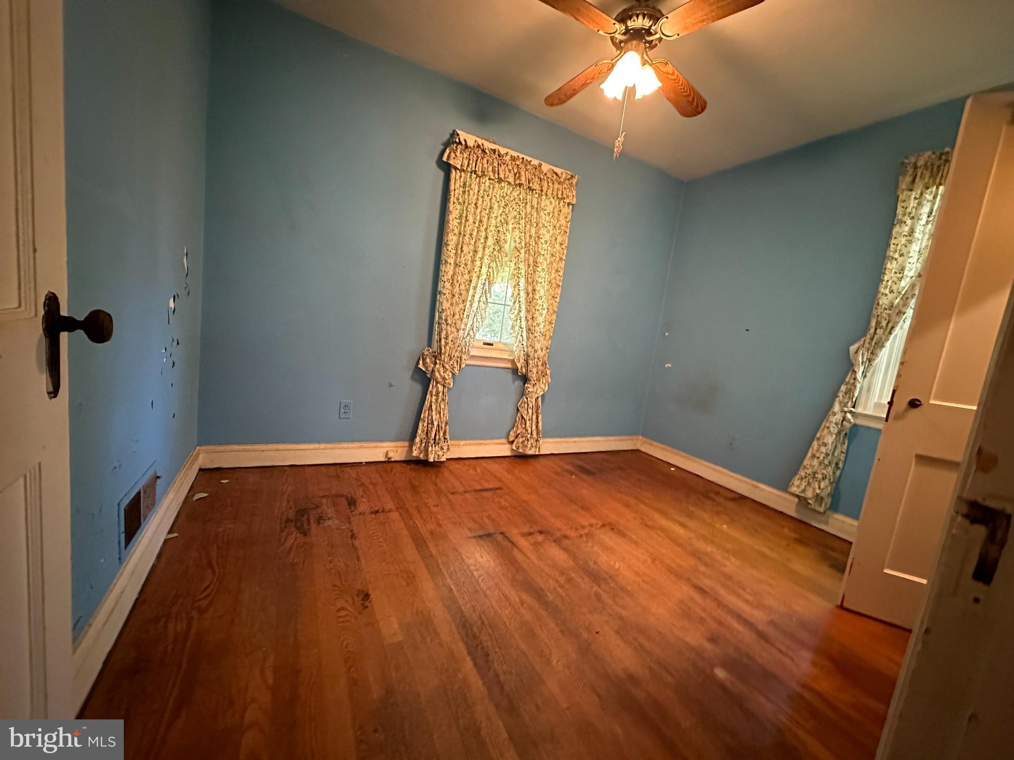 WAKEFIELD FOREST - Residential