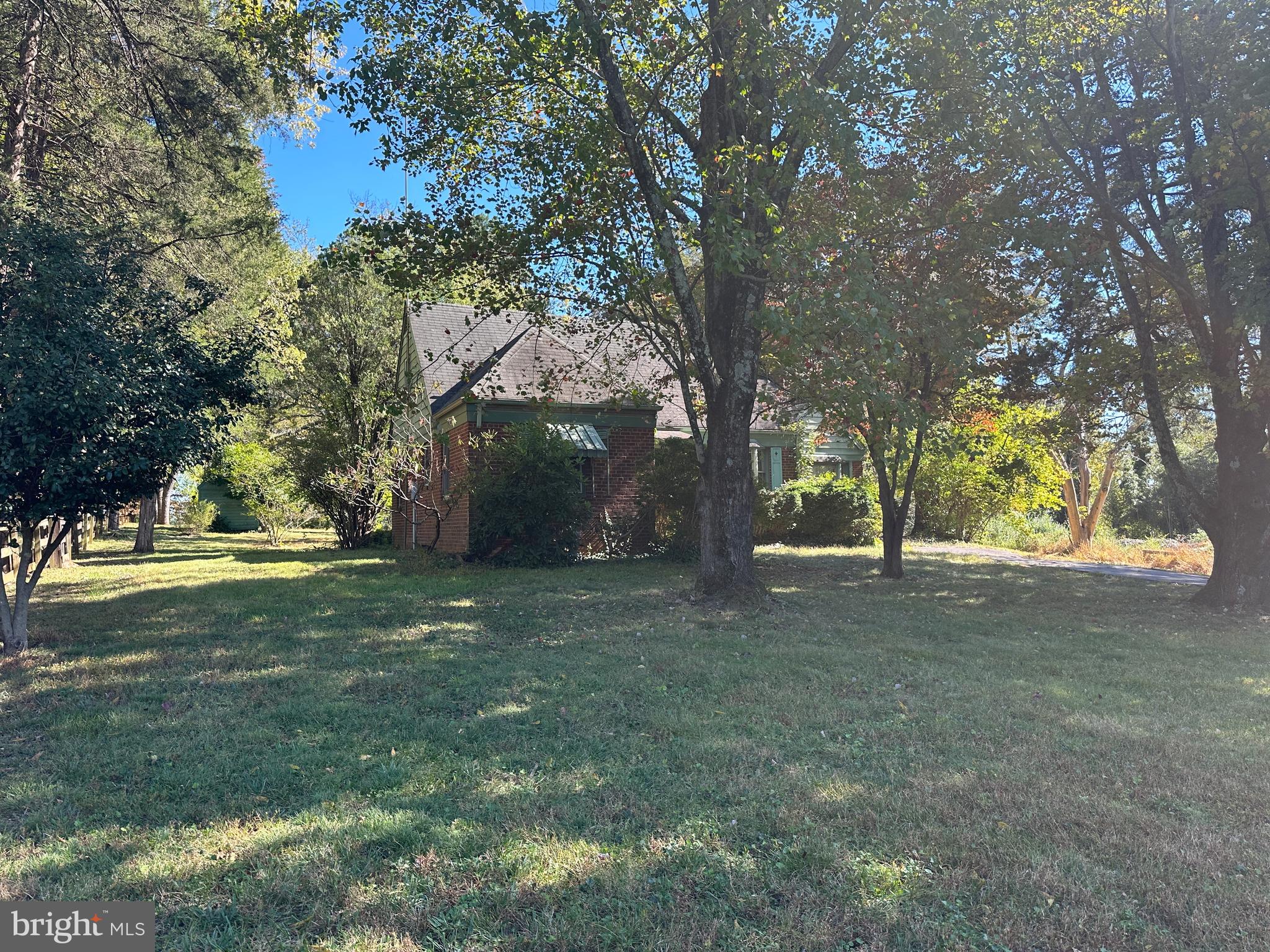 WAKEFIELD FOREST - Residential