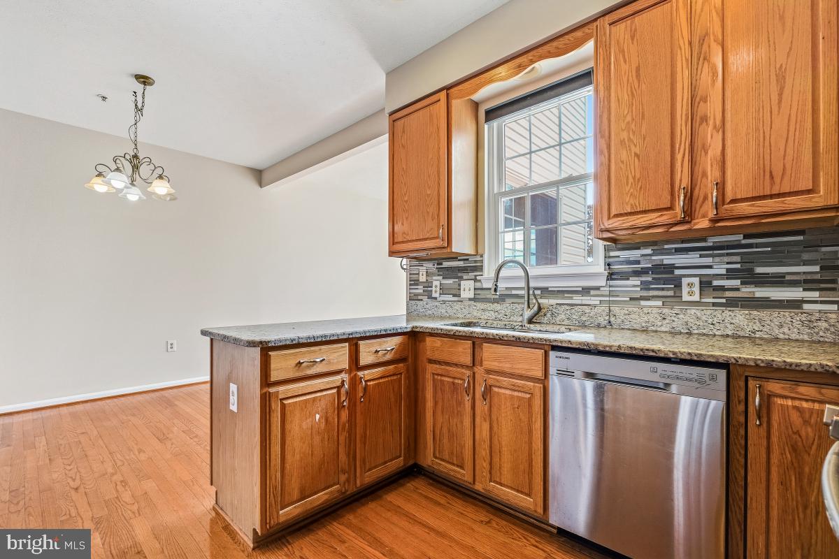 PINEY RIDGE VILLAGE - Residential Lease