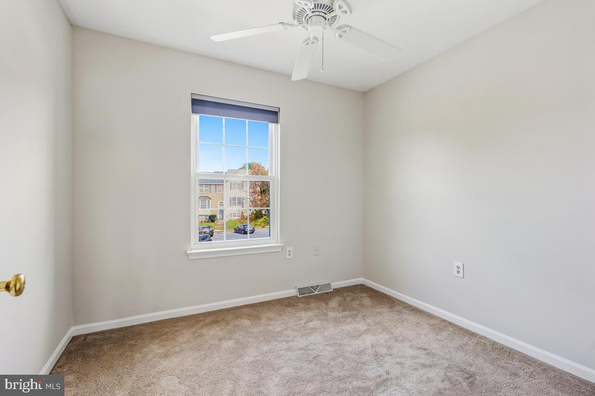 PINEY RIDGE VILLAGE - Residential Lease