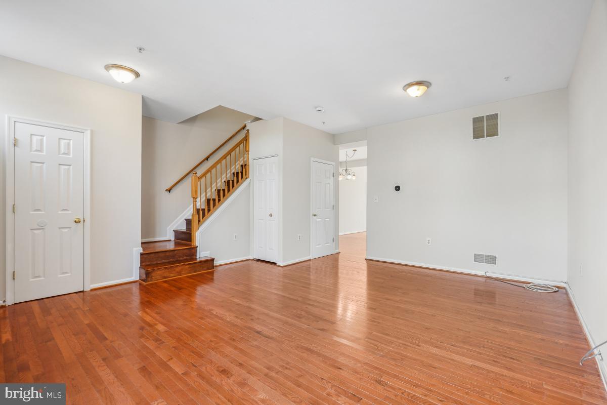 PINEY RIDGE VILLAGE - Residential Lease