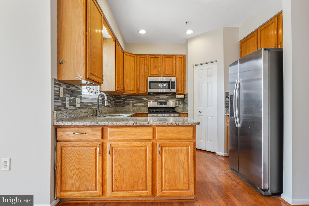 PINEY RIDGE VILLAGE - Residential Lease