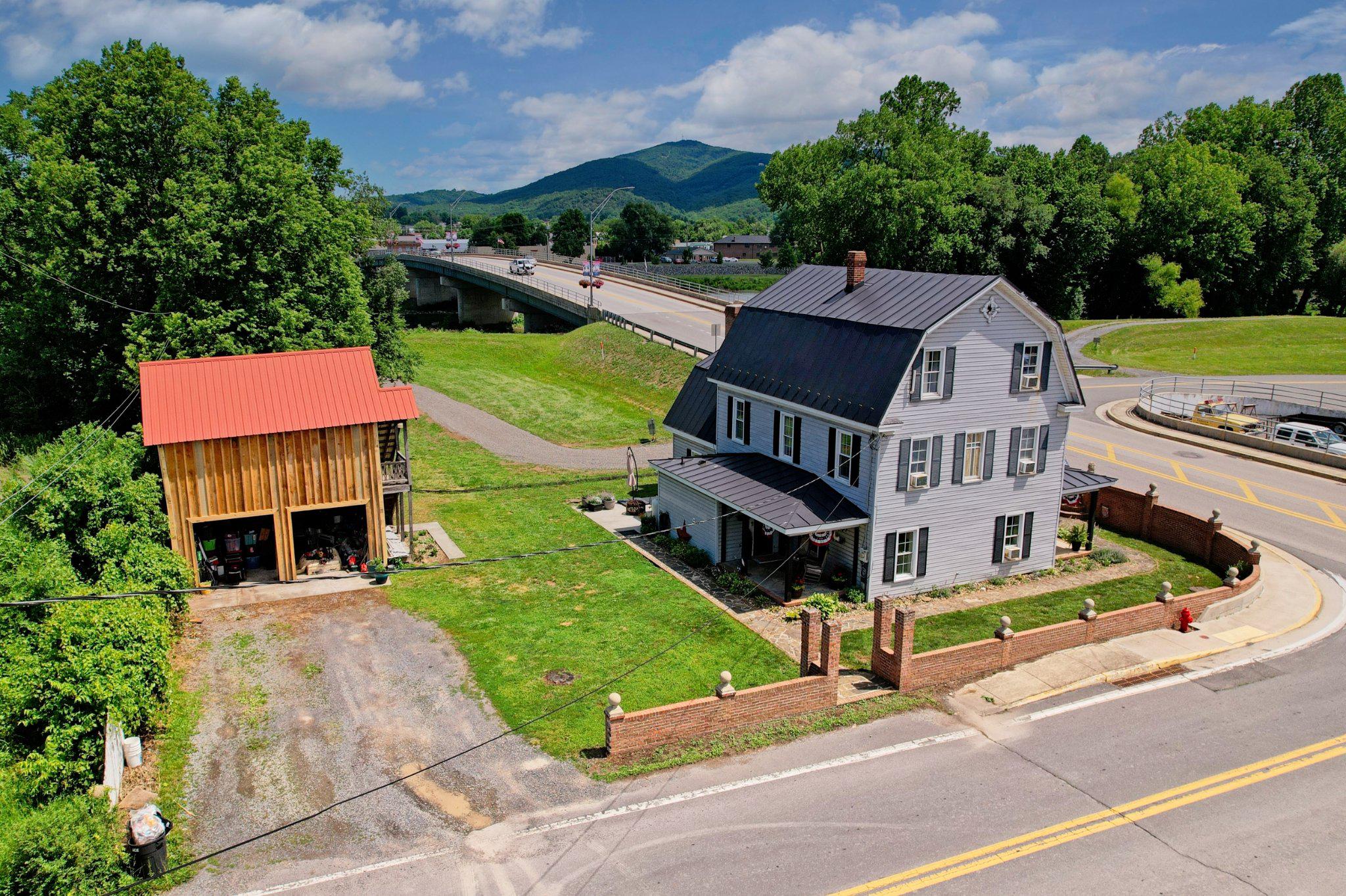 105 S MAIN STREET S