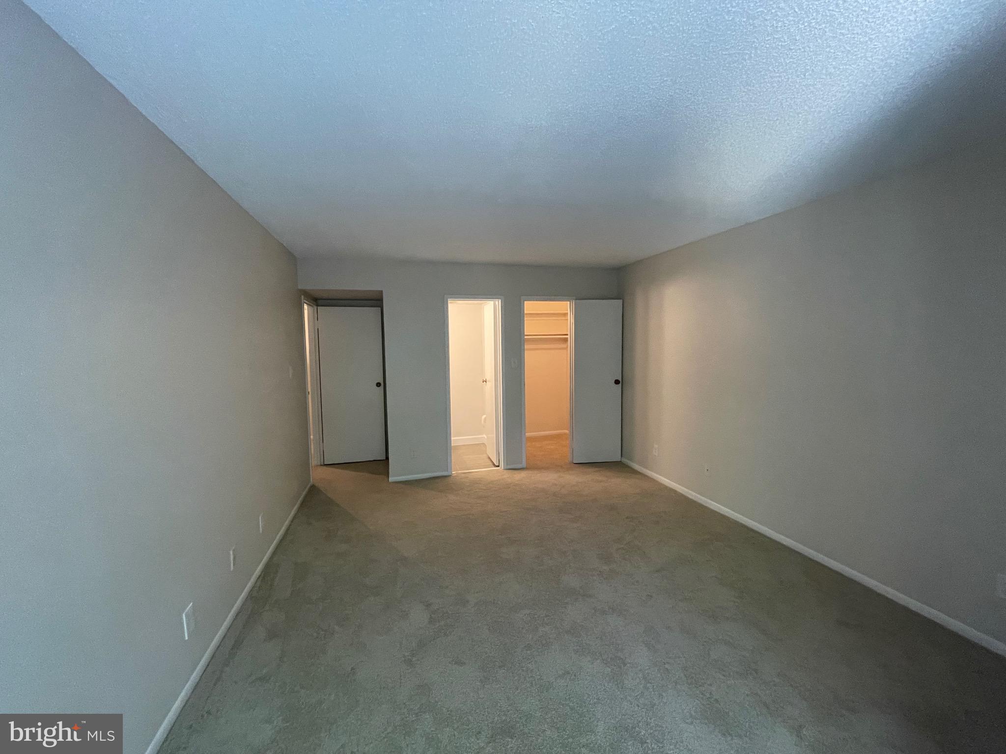 HUNTERS WOODS VILLAGE - Residential Lease